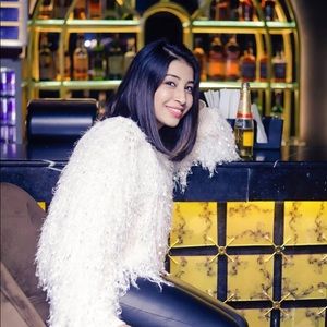 Meet your Posher, Soni